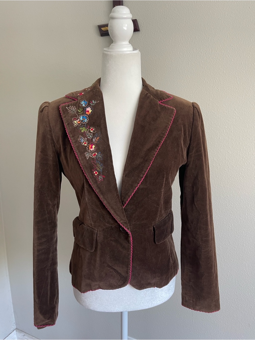 Moda International Brown Velvet Blazer with Floral Embroidery